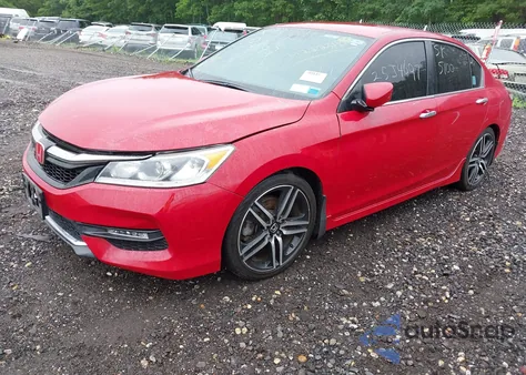 2017 Honda Accord Sport z USA, uszkodzony, nr VIN 1HGCR2F59HA272720